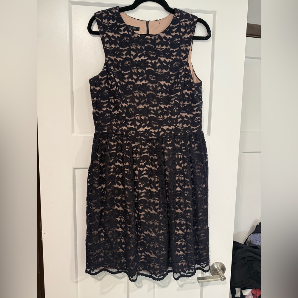 Elegant Navy Lace Dress